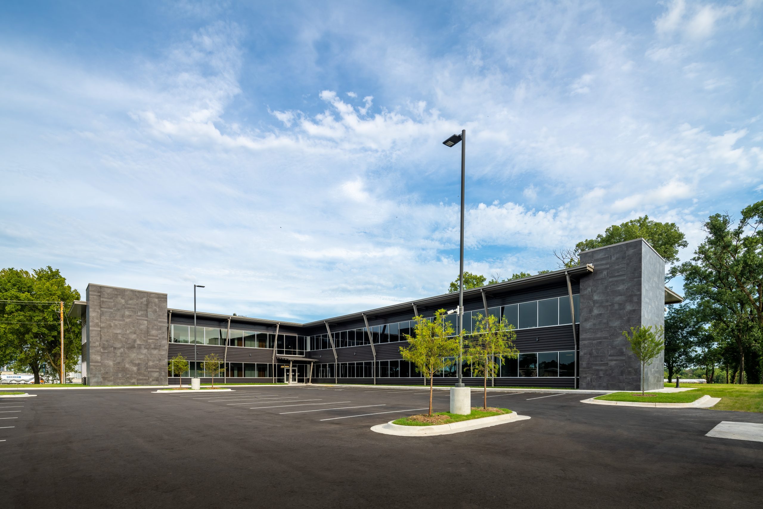 Bruce Oakley Headquarters - Kinco Constructors